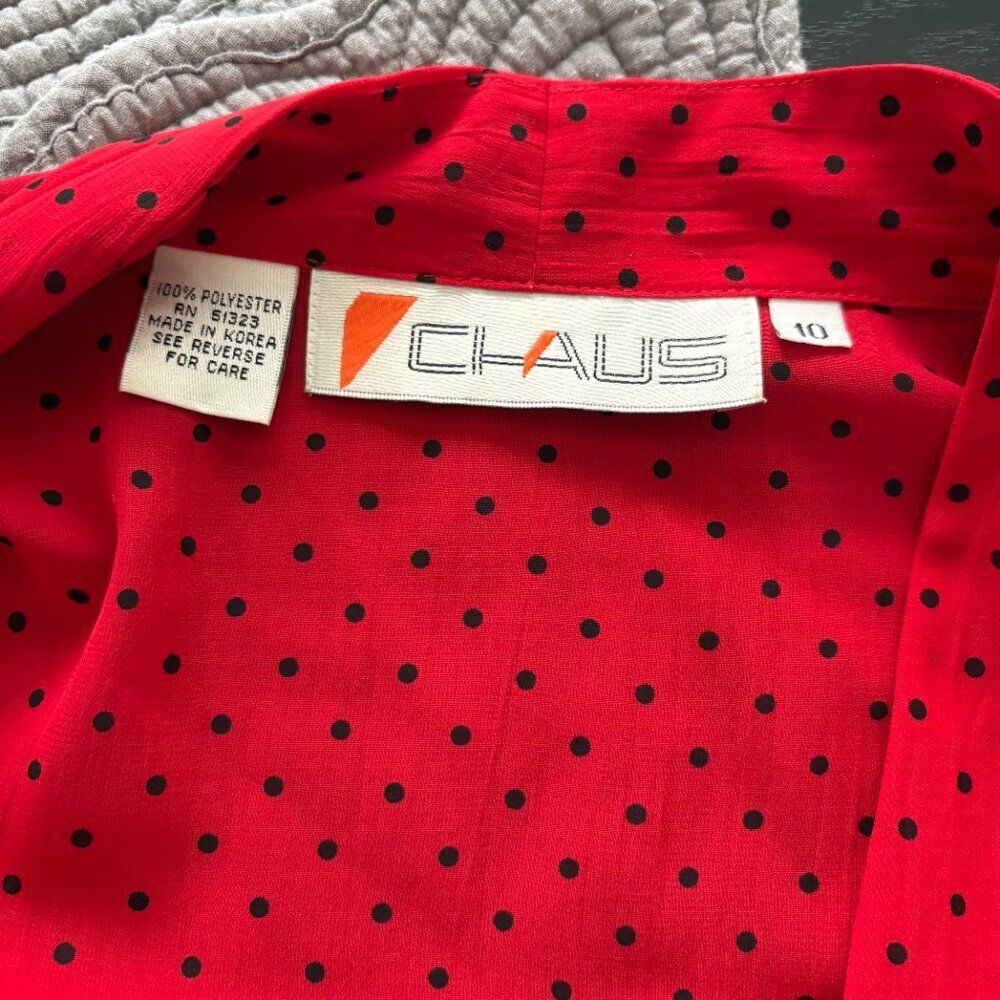 Chaus Red Black Polka Dot Blouse Size 10 Deep V Button Front Elastic Waist Sz 10 - Picture 6 of 7